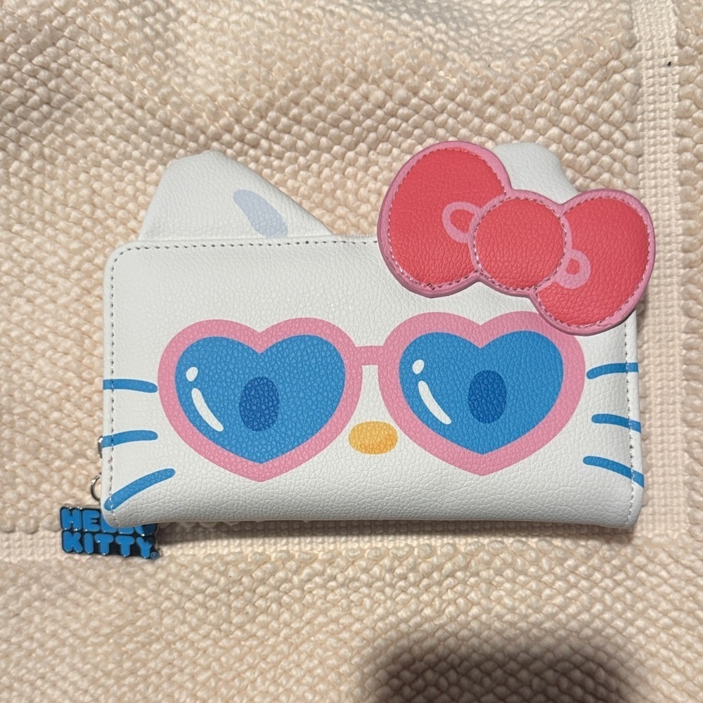 Hello Kitty Wallet BNWT Sanrio